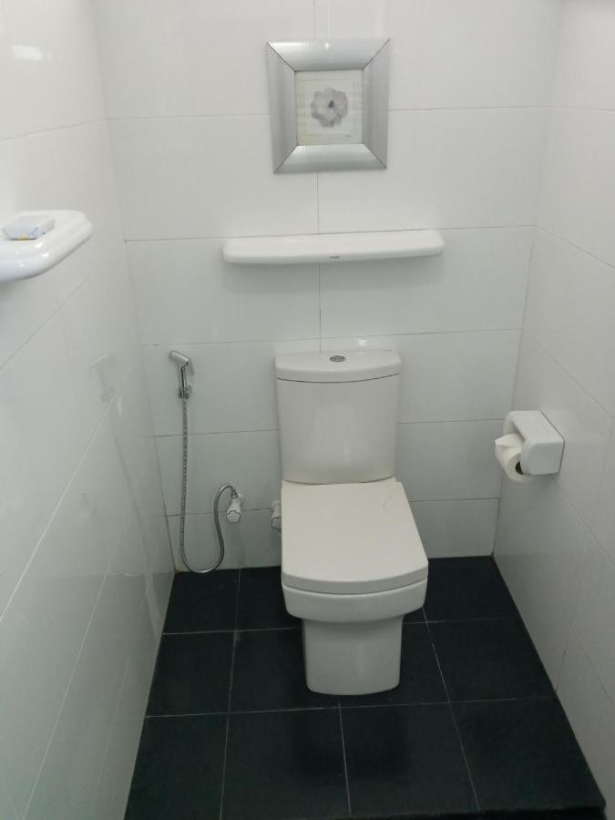 Tharul Home Bentota Esterno foto