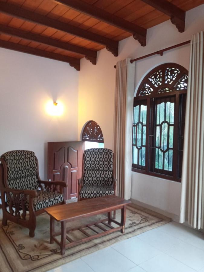 Tharul Home Bentota Esterno foto